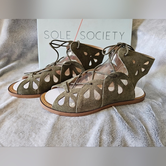 Sole Society Lylia Olive Gladiator Sandals Size 8.5 Cut Out Bohemian Cow Suede - Picture 2 of 10